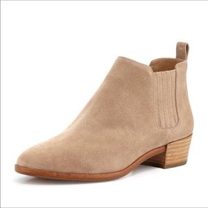 Michael Kors Shaw ankle booties